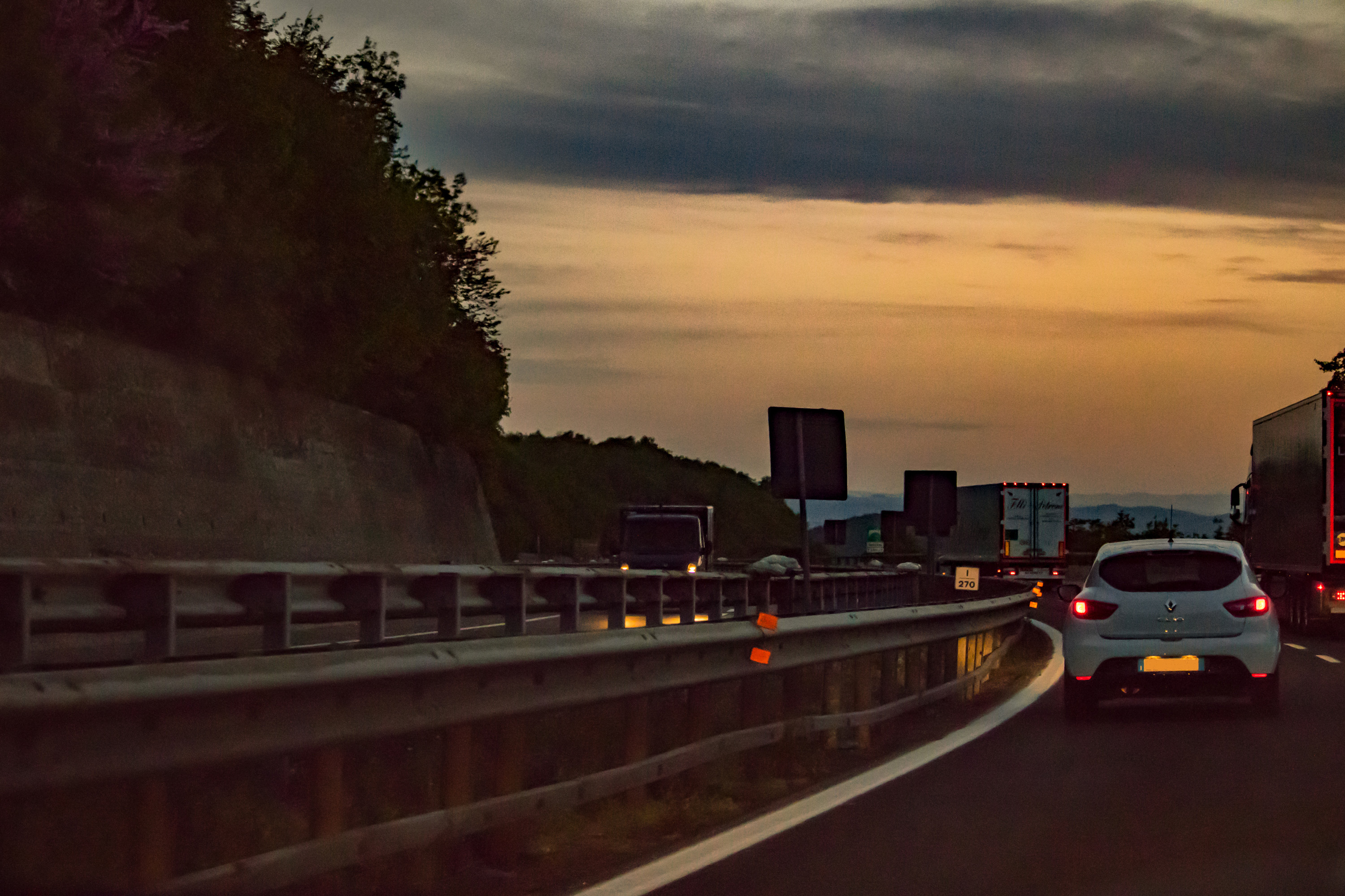 Tramonto sull'A1 strade pericolose